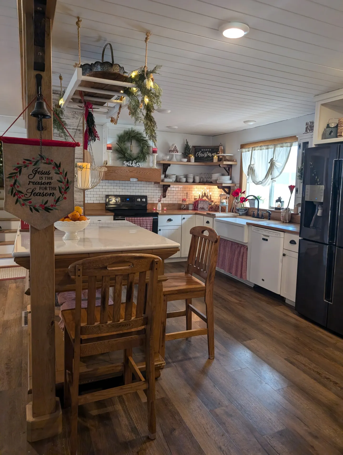 Full Display Kitchen